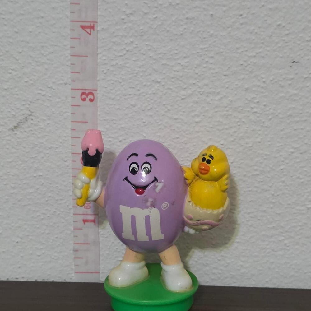vintage Purple M&M's Easter chick figurine with yellow chick #easter #chocolate